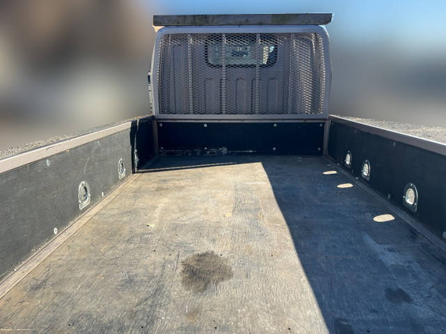 三菱ふそうキャンター平ボディ小型（2t・3t）[写真12]