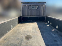 三菱ふそうキャンター平ボディ小型（2t・3t）[写真13]