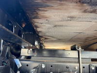 三菱ふそうキャンター平ボディ小型（2t・3t）[写真23]