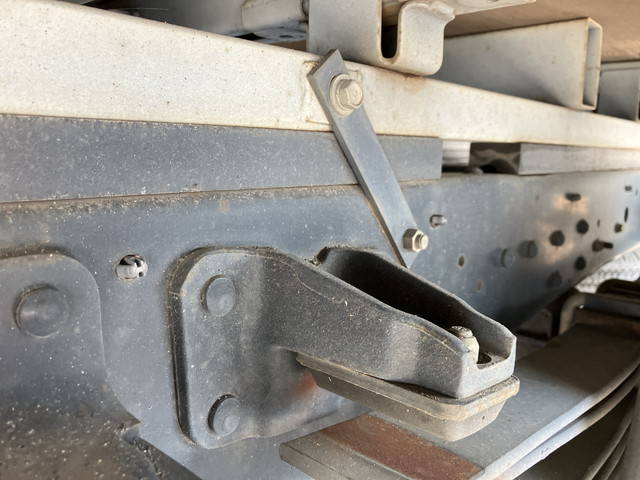 日野デュトロ平ボディ小型（2t・3t）[写真19]