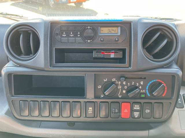 日野デュトロ平ボディ小型（2t・3t）[写真34]