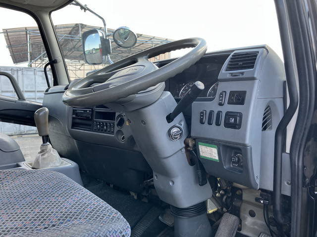 三菱ふそうファイターセルフクレーン4段増トン（6t・8t）[写真35]