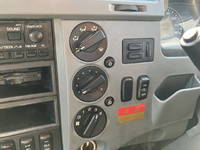 三菱ふそうファイターセルフクレーン4段増トン（6t・8t）[写真39]