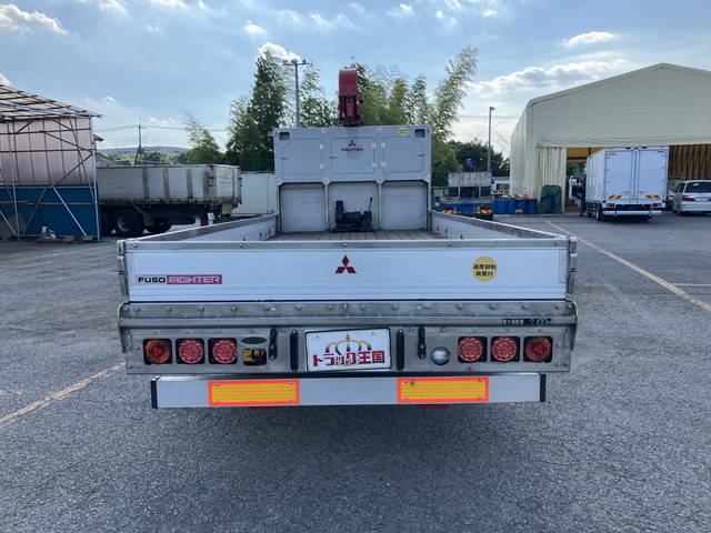 三菱ふそうファイターセルフクレーン4段増トン（6t・8t）[写真09]