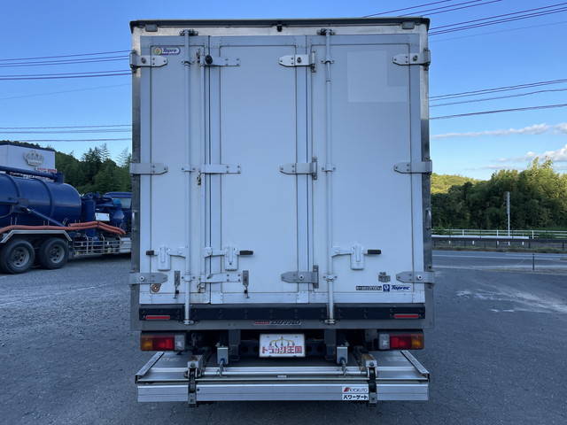 日野デュトロ冷凍車（冷蔵車）小型（2t・3t）[写真11]