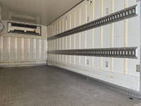 日野デュトロ冷凍車（冷蔵車）小型（2t・3t）[写真14]