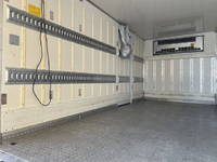 日野デュトロ冷凍車（冷蔵車）小型（2t・3t）[写真15]