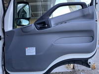 日野デュトロ冷凍車（冷蔵車）小型（2t・3t）[写真31]