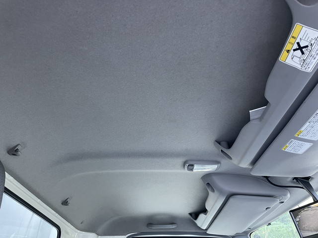 日野デュトロ冷凍車（冷蔵車）小型（2t・3t）[写真35]