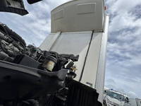 日野プロフィア冷凍車（冷蔵車）大型（10t）[写真16]