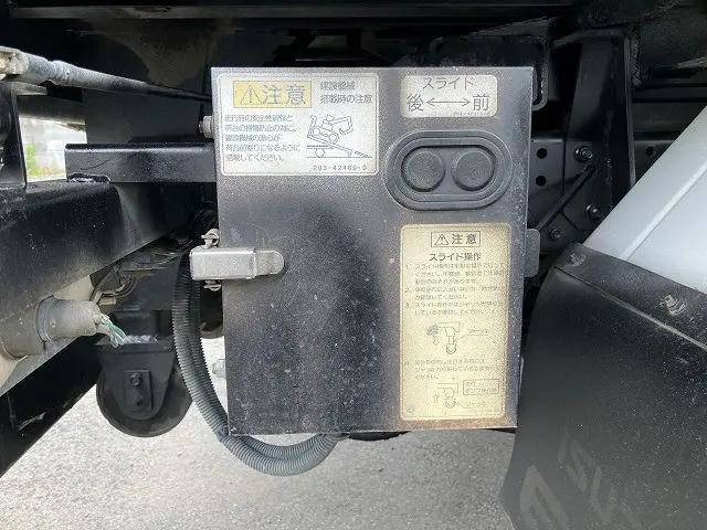 いすゞエルフローダーダンプ小型（2t・3t）[写真14]