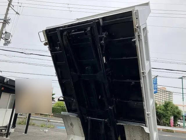 いすゞエルフローダーダンプ小型（2t・3t）[写真18]