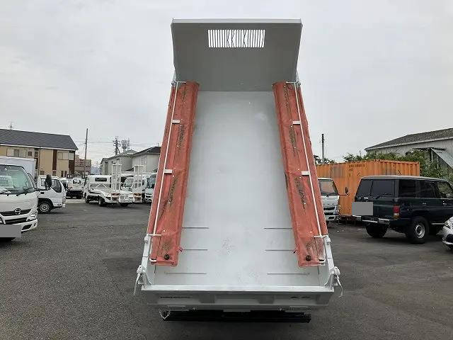 いすゞエルフローダーダンプ小型（2t・3t）[写真09]