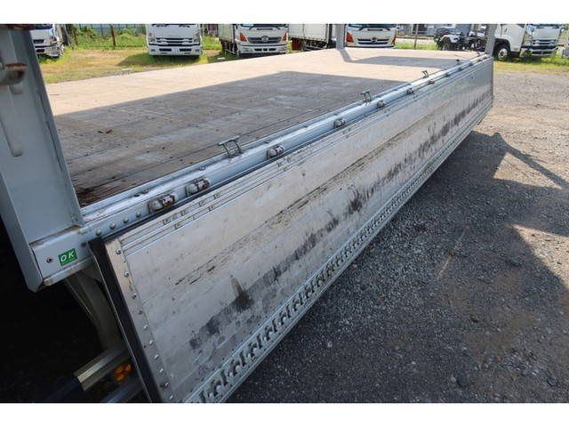 いすゞフォワードアルミウイング中型（4t）[写真11]