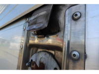 いすゞフォワードアルミウイング中型（4t）[写真13]