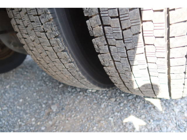 いすゞフォワードアルミウイング中型（4t）[写真21]