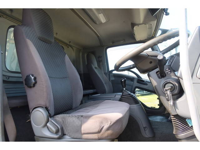 いすゞフォワードアルミウイング中型（4t）[写真27]