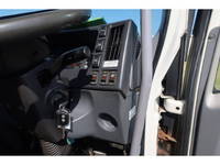 いすゞフォワードアルミウイング中型（4t）[写真29]