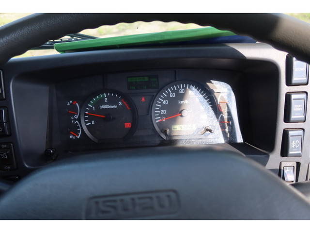 いすゞフォワードアルミウイング中型（4t）[写真29]