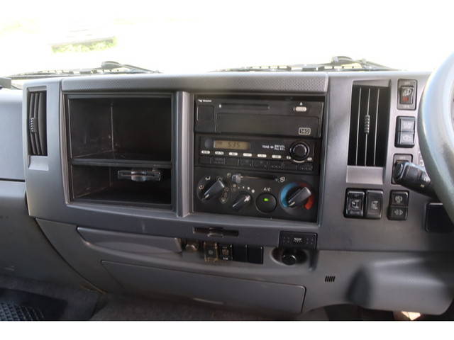 いすゞフォワードアルミウイング中型（4t）[写真31]