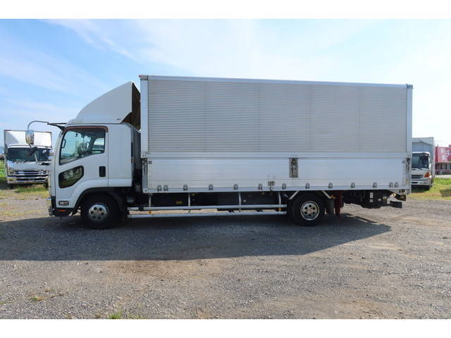 いすゞフォワードアルミウイング中型（4t）[写真04]