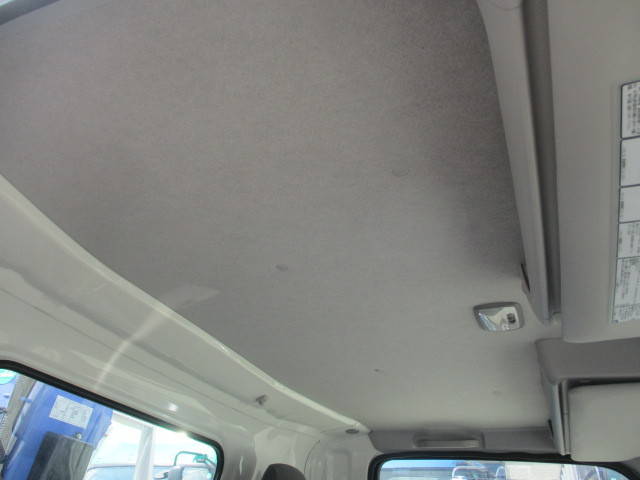 いすゞエルフクレーン4段小型（2t・3t）[写真28]