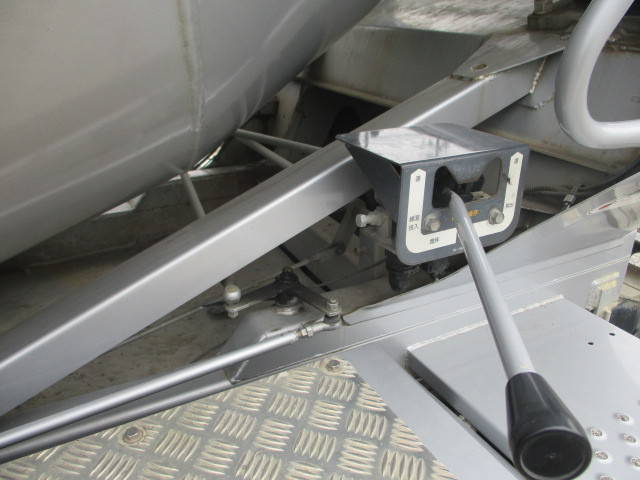 日野レンジャーミキサー車（コンクリートミキサー）増トン（6t・8t）[写真10]