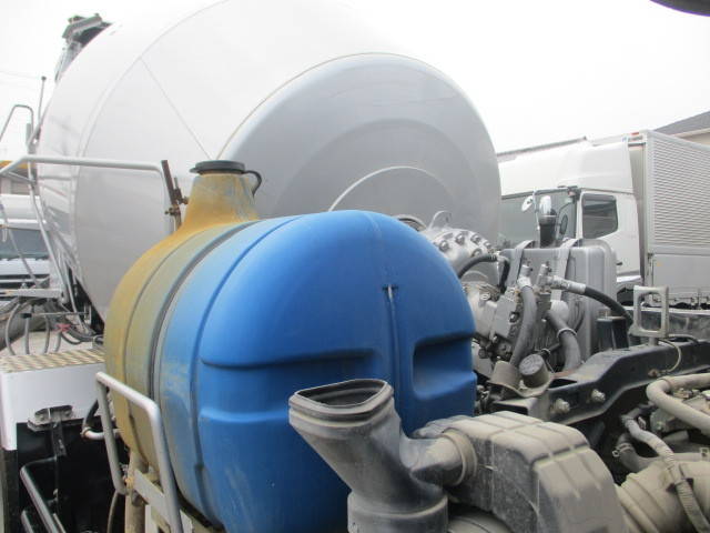 日野レンジャーミキサー車（コンクリートミキサー）増トン（6t・8t）[写真36]