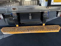 いすゞエルフ冷凍車（冷蔵車）小型（2t・3t）[写真14]