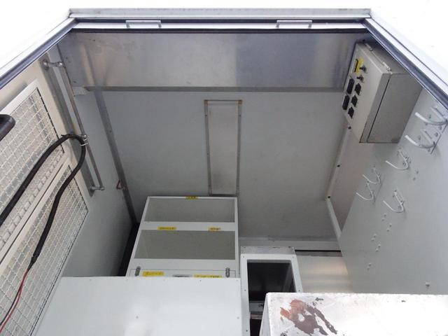 三菱ふそうキャンターその他の形状小型（2t・3t）[写真15]