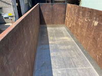 日野プロフィアコンテナ専用車大型（10t）[写真12]