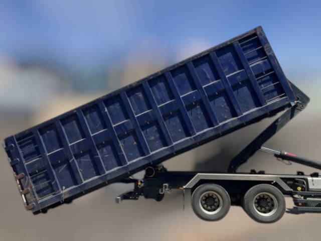 日野プロフィアコンテナ専用車大型（10t）[写真13]