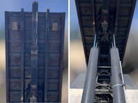 日野プロフィアコンテナ専用車大型（10t）[写真14]