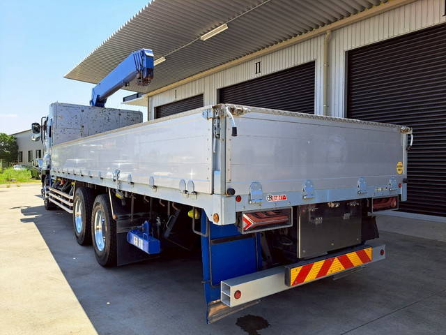 いすゞギガクレーン5段大型（10t）[写真02]