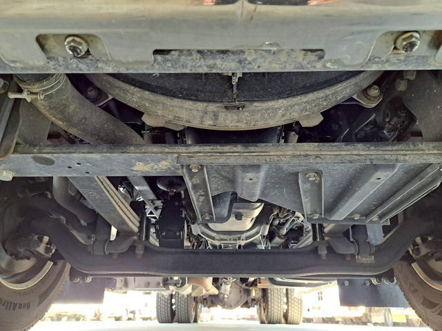 いすゞギガクレーン5段大型（10t）[写真23]