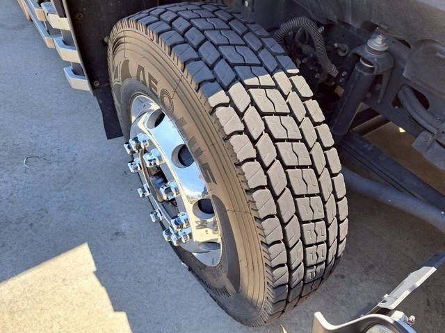 いすゞギガクレーン5段大型（10t）[写真26]