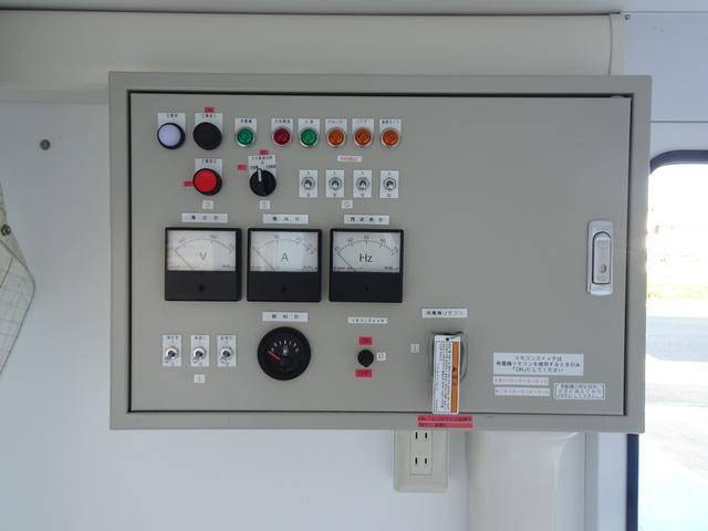 三菱ふそうキャンターパネルバン小型（2t・3t）[写真14]