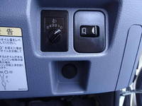 三菱ふそうキャンターパネルバン小型（2t・3t）[写真20]