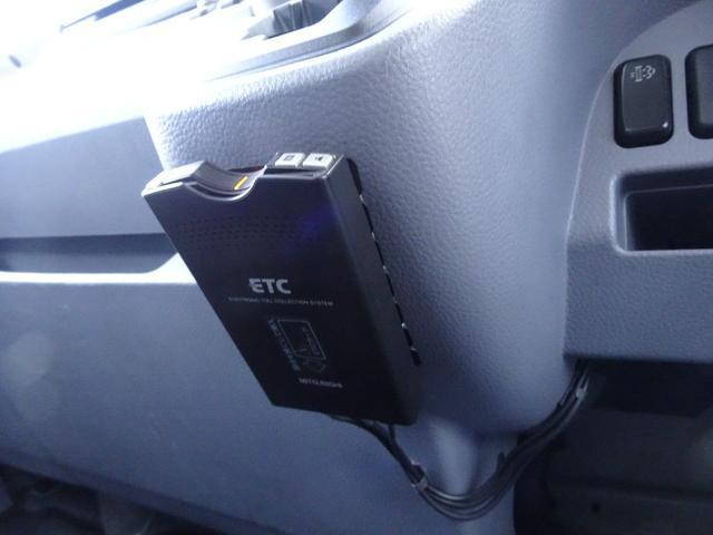 三菱ふそうキャンターパネルバン小型（2t・3t）[写真23]