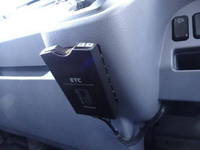 三菱ふそうキャンターパネルバン小型（2t・3t）[写真24]