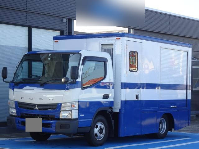 三菱ふそうキャンターパネルバン小型（2t・3t）[写真03]