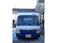 三菱ふそうキャンターパネルバン小型（2t・3t）[写真09]