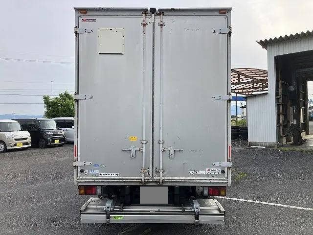 いすゞエルフアルミバン小型（2t・3t）[写真10]