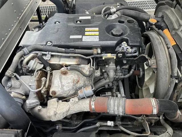 いすゞエルフアルミバン小型（2t・3t）[写真19]