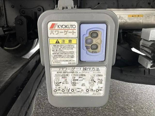 いすゞエルフアルミバン小型（2t・3t）[写真27]