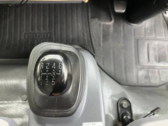 いすゞエルフアルミバン小型（2t・3t）[写真34]