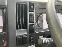 いすゞエルフアルミバン小型（2t・3t）[写真37]