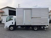 いすゞエルフアルミバン小型（2t・3t）[写真09]
