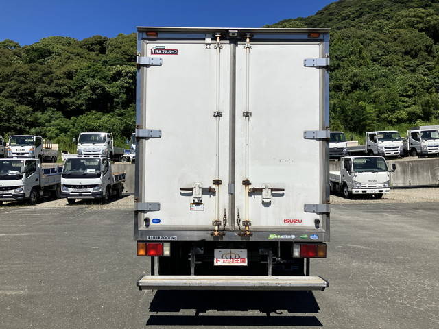 いすゞエルフパネルバン小型（2t・3t）[写真10]
