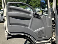 いすゞエルフパネルバン小型（2t・3t）[写真30]